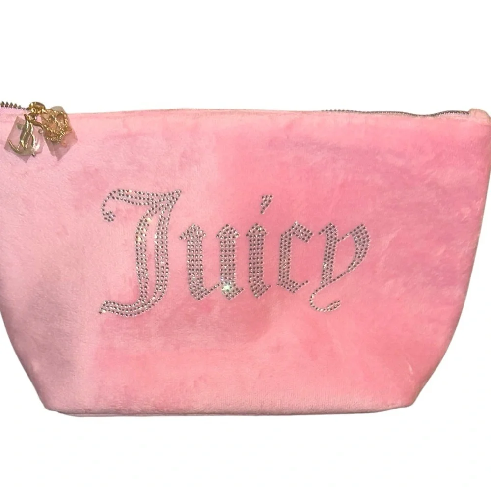 NWOT Juicy Couture Pink Velour Cosmetic Case with Glittery Logo
